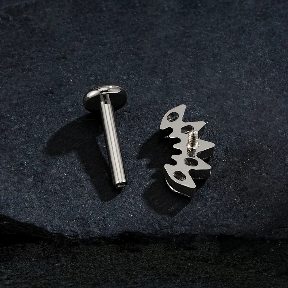 Right Grand ASTM F136 Titanium 5 Marquise CZ Crown Cartilage Earring 16G Cluster CZ Flat Back Helix Stud Nose Piercing Jewelry