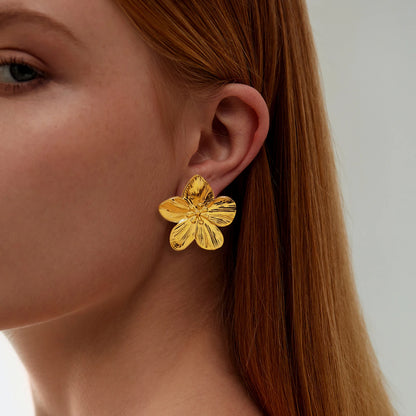 Boucle d'oreille Fleur d'or