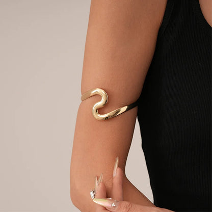 Bracelet de manchette Sira