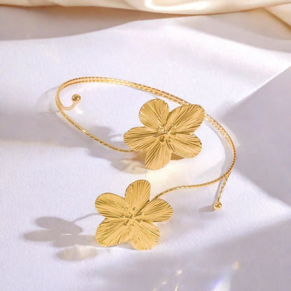 Bracelet de manchette Yuna