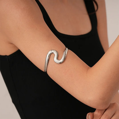 Bracelet de manchette Sira
