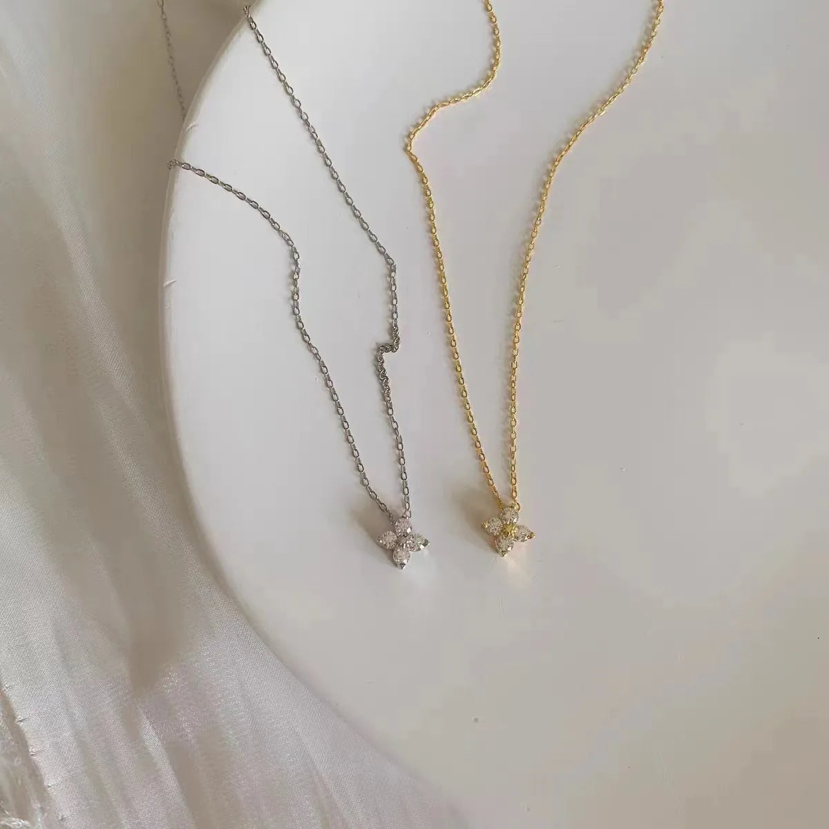 Collier Orla