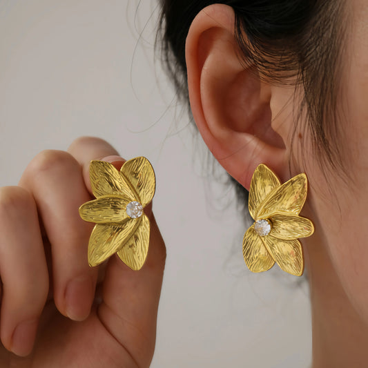 Boucle d'oreille Perle florale