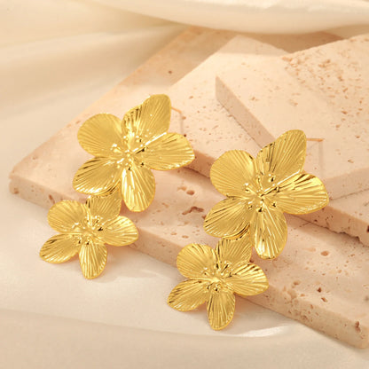 Boucle d'oreille Fleur d'or