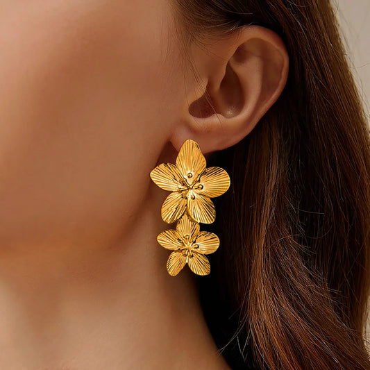 Boucle d'oreille Fleur d'or