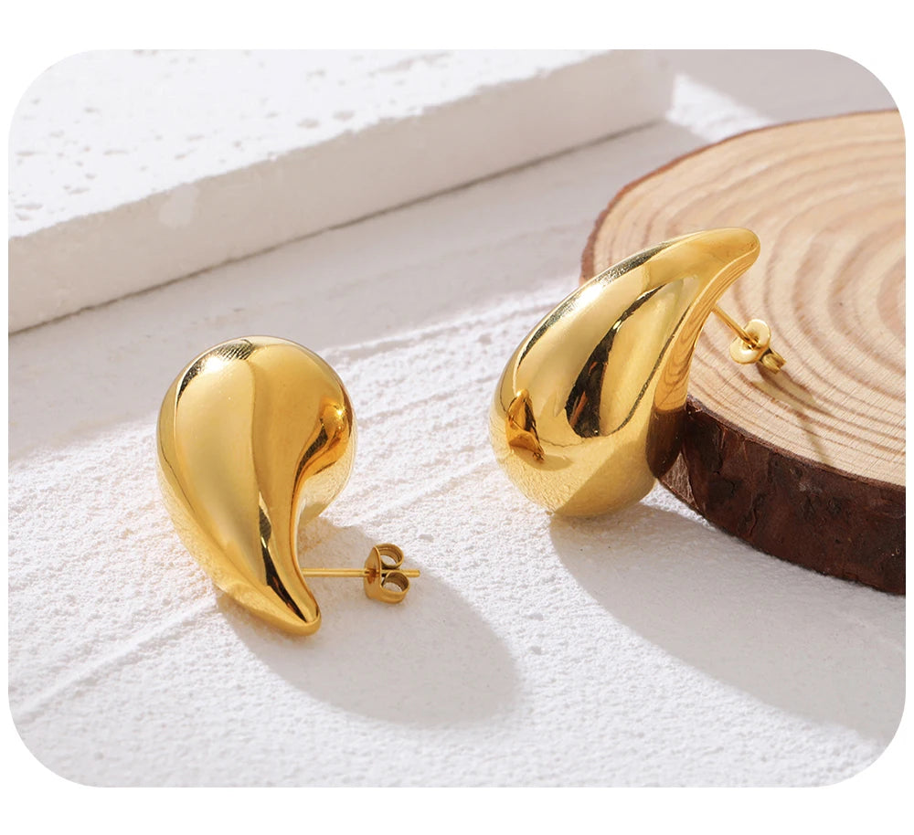 Boucle d'oreille Goutte d'or