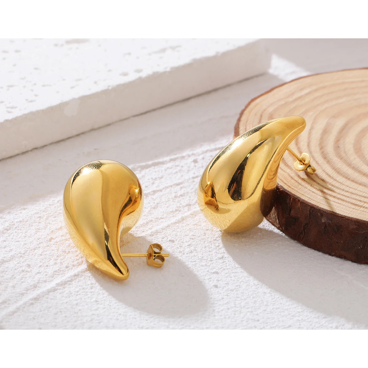 Boucle d'oreille Goutte d'or